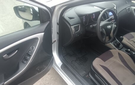 Hyundai i30 II рестайлинг, 2013 год, 850 000 рублей, 18 фотография