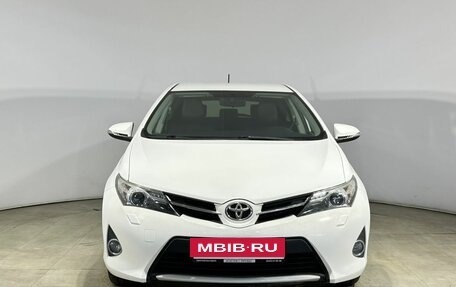 Toyota Auris II, 2013 год, 1 050 000 рублей, 2 фотография