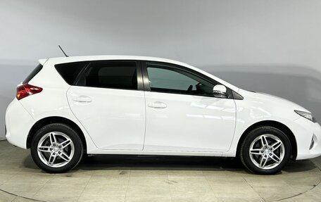 Toyota Auris II, 2013 год, 1 050 000 рублей, 5 фотография