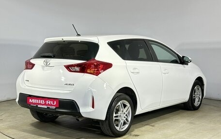 Toyota Auris II, 2013 год, 1 050 000 рублей, 7 фотография