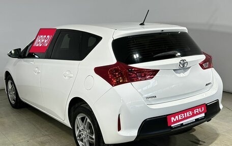 Toyota Auris II, 2013 год, 1 050 000 рублей, 6 фотография