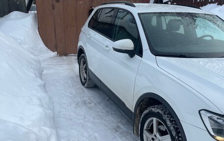 Volkswagen Tiguan II, 2018 год, 2 000 050 рублей, 10 фотография