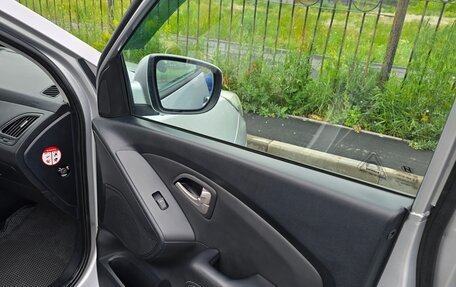 Hyundai ix35 I рестайлинг, 2010 год, 1 200 000 рублей, 14 фотография