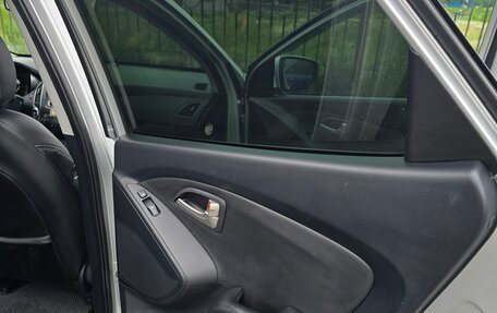 Hyundai ix35 I рестайлинг, 2010 год, 1 200 000 рублей, 15 фотография