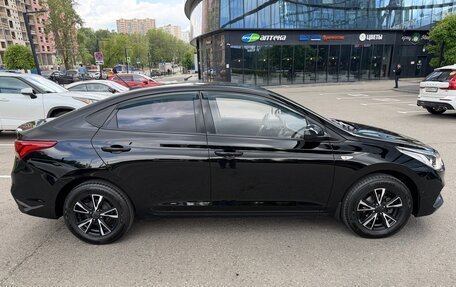 Hyundai Solaris II рестайлинг, 2019 год, 1 350 000 рублей, 7 фотография