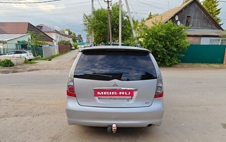 Mitsubishi Grandis, 2005 год, 750 000 рублей, 4 фотография