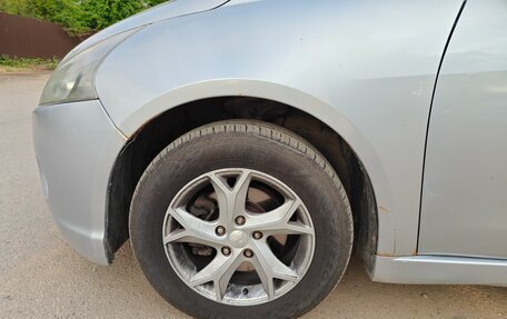 Mitsubishi Grandis, 2005 год, 750 000 рублей, 24 фотография