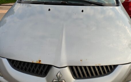 Mitsubishi Grandis, 2005 год, 750 000 рублей, 25 фотография