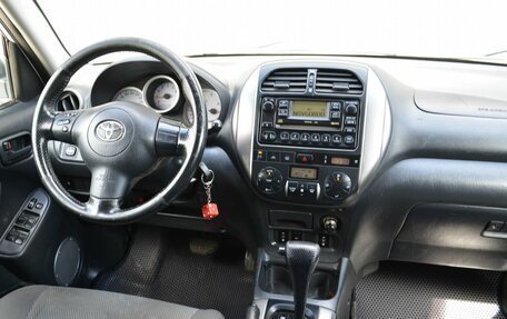 Toyota RAV4, 2004 год, 589 888 рублей, 12 фотография