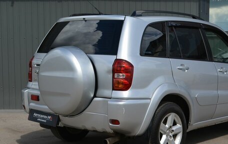 Toyota RAV4, 2004 год, 589 888 рублей, 10 фотография