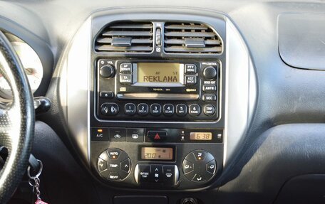 Toyota RAV4, 2004 год, 589 888 рублей, 13 фотография