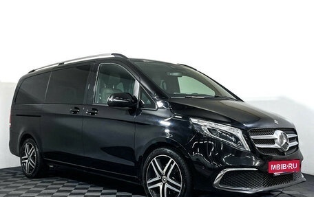 Mercedes-Benz V-Класс, 2019 год, 4 497 000 рублей, 3 фотография