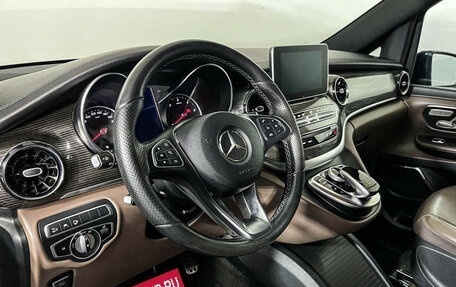 Mercedes-Benz V-Класс, 2019 год, 4 497 000 рублей, 14 фотография
