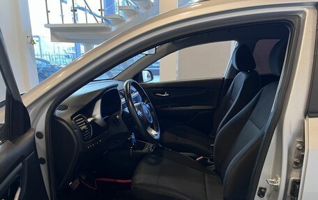 KIA Rio IV, 2021 год, 1 780 000 рублей, 16 фотография