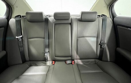Toyota Avensis III рестайлинг, 2012 год, 1 225 000 рублей, 17 фотография