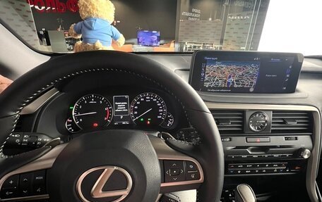 Lexus RX IV рестайлинг, 2022 год, 6 810 000 рублей, 2 фотография