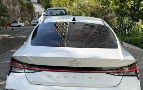 Hyundai Elantra, 2023 год, 1 750 000 рублей, 3 фотография