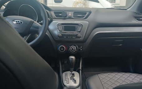 KIA Rio III рестайлинг, 2013 год, 835 000 рублей, 8 фотография