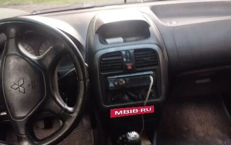Mitsubishi Carisma I, 2003 год, 260 000 рублей, 6 фотография