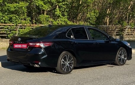 Toyota Camry, 2019 год, 2 380 000 рублей, 4 фотография