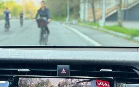 Toyota Camry, 2019 год, 2 380 000 рублей, 9 фотография