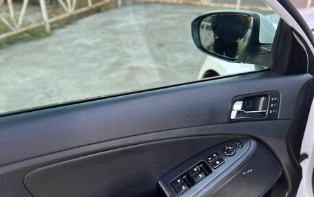 KIA Optima III, 2013 год, 1 200 000 рублей, 24 фотография