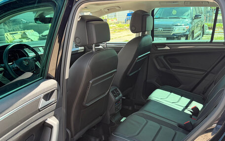 Volkswagen Tiguan II, 2019 год, 3 430 000 рублей, 12 фотография