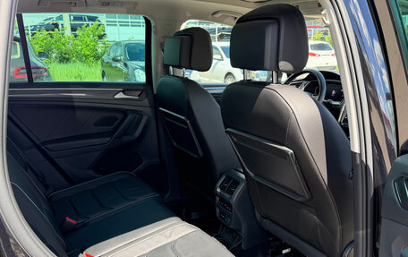 Volkswagen Tiguan II, 2019 год, 3 430 000 рублей, 23 фотография