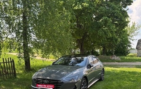 Hyundai Sonata VIII, 2022 год, 2 950 000 рублей, 4 фотография