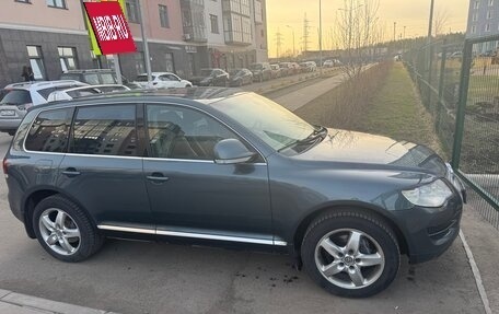 Volkswagen Touareg III, 2007 год, 1 000 000 рублей, 2 фотография