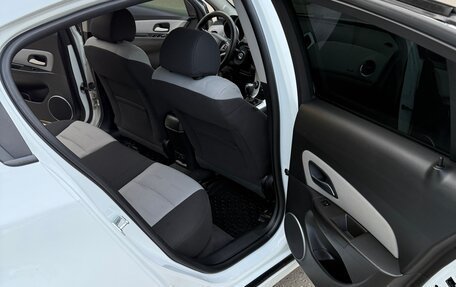 Chevrolet Cruze II, 2013 год, 700 000 рублей, 13 фотография