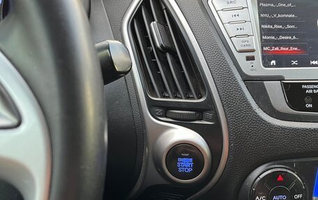 Hyundai ix35 I рестайлинг, 2010 год, 950 000 рублей, 10 фотография