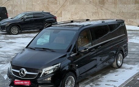 Mercedes-Benz V-Класс, 2021 год, 5 050 000 рублей, 2 фотография