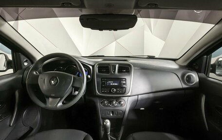 Renault Logan II, 2017 год, 597 000 рублей, 11 фотография