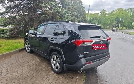 Toyota RAV4, 2019 год, 3 200 000 рублей, 3 фотография