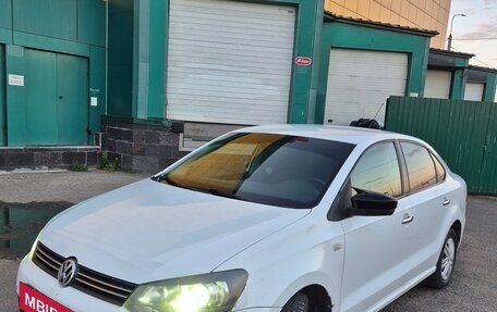 Volkswagen Polo VI (EU Market), 2012 год, 490 000 рублей, 2 фотография
