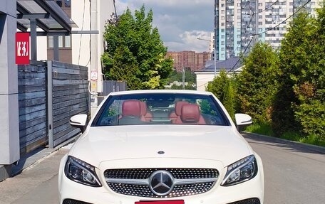 Mercedes-Benz C-Класс, 2017 год, 2 550 000 рублей, 4 фотография