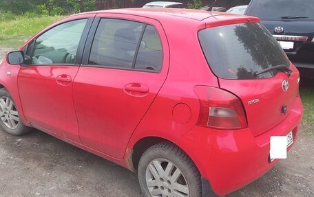 Toyota Yaris III рестайлинг, 2007 год, 400 000 рублей, 4 фотография