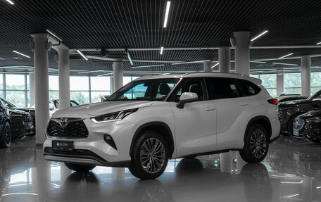 Toyota Highlander, 2026 год, 5 050 000 рублей, 1 фотография
