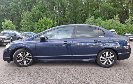 Honda Civic VIII, 2010 год, 750 000 рублей, 3 фотография
