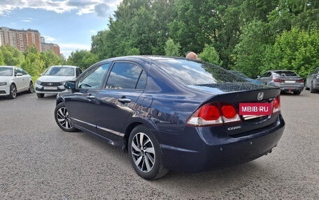 Honda Civic VIII, 2010 год, 750 000 рублей, 2 фотография