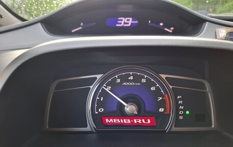Honda Civic VIII, 2010 год, 750 000 рублей, 8 фотография