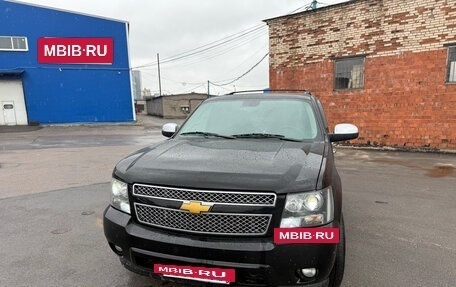 Chevrolet Tahoe III, 2012 год, 2 100 000 рублей, 3 фотография