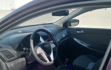 Hyundai Solaris II рестайлинг, 2011 год, 655 000 рублей, 6 фотография