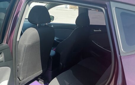 Hyundai Solaris II рестайлинг, 2011 год, 655 000 рублей, 8 фотография