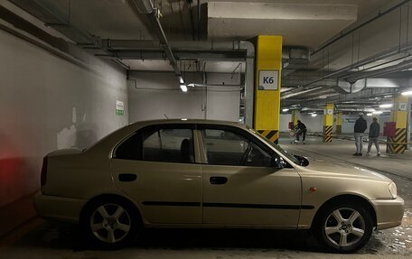 Hyundai Accent II, 2004 год, 380 000 рублей, 3 фотография