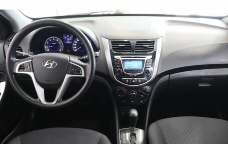 Hyundai Solaris II рестайлинг, 2012 год, 764 000 рублей, 11 фотография