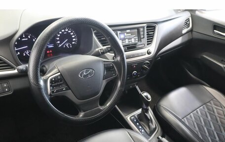 Hyundai Solaris II рестайлинг, 2017 год, 1 177 000 рублей, 6 фотография