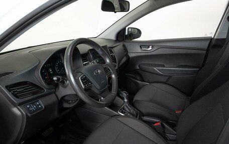 Hyundai Solaris II рестайлинг, 2021 год, 1 760 000 рублей, 5 фотография