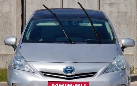 Toyota Prius v (+) I (ZVW40/41) рестайлинг, 2011 год, 1 390 000 рублей, 3 фотография
